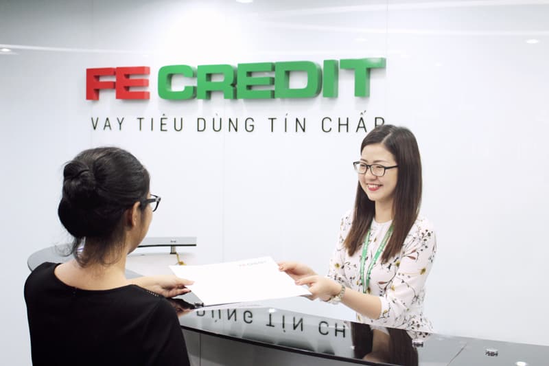 FE Credit hỗ trợ Vay tiền theo hợp đồng bảo hiểm nhân thọ