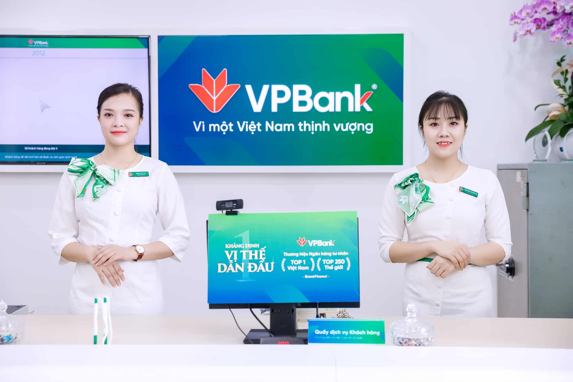 Vay tiền trả góp lãi suất thấp Vpbank